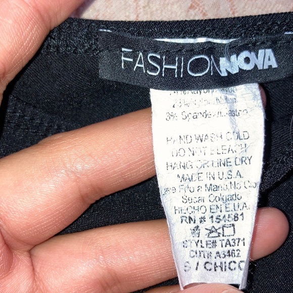 FASHIONNOVA over the shoulder top - Picture 3 of 5